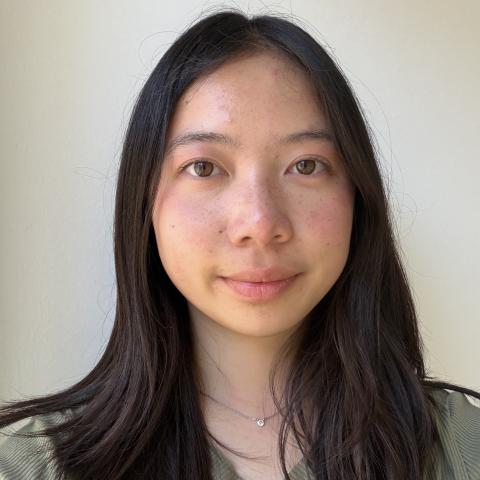 Image of Emily Tan